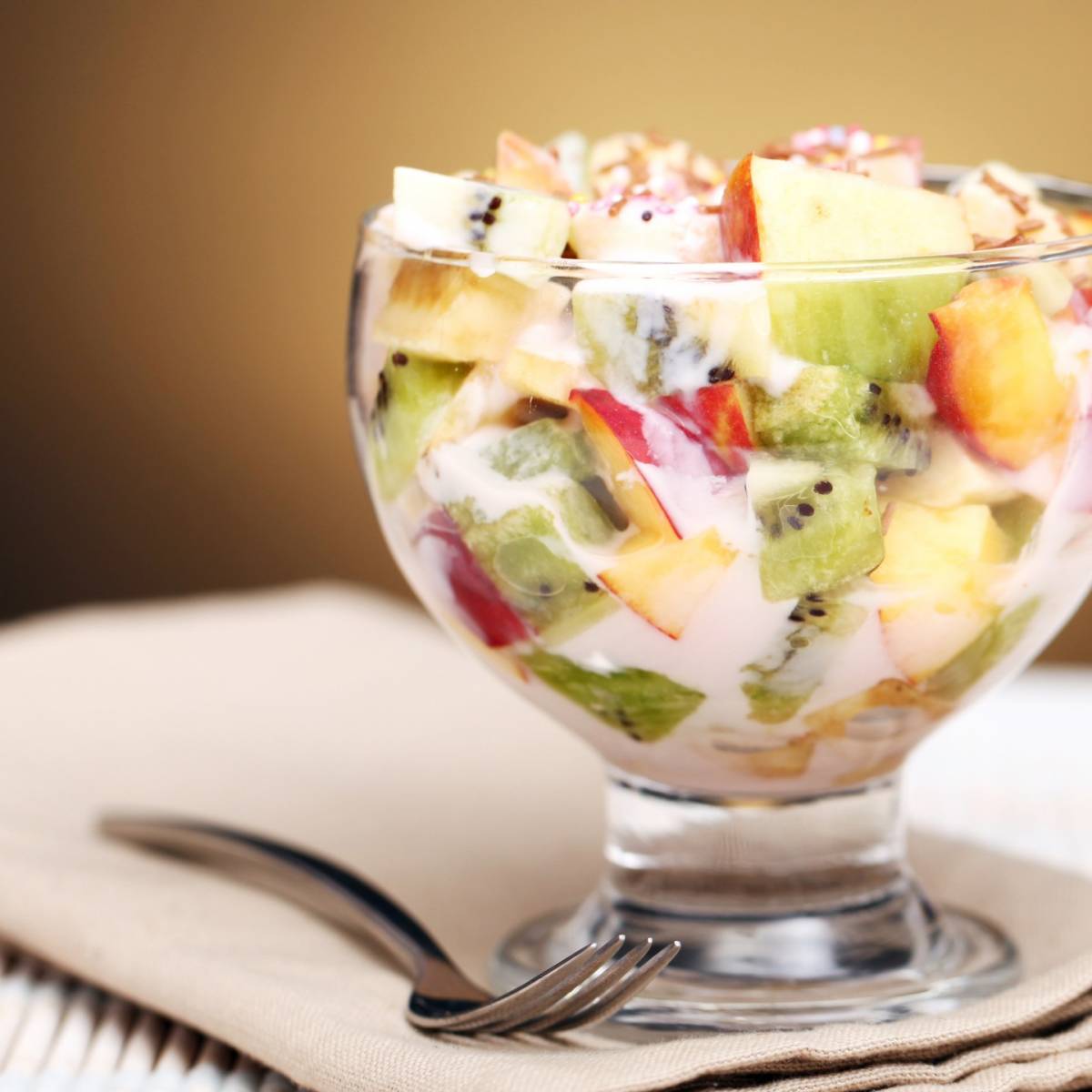 Sobremesa leve salada de frutas com creme de limão Primistili